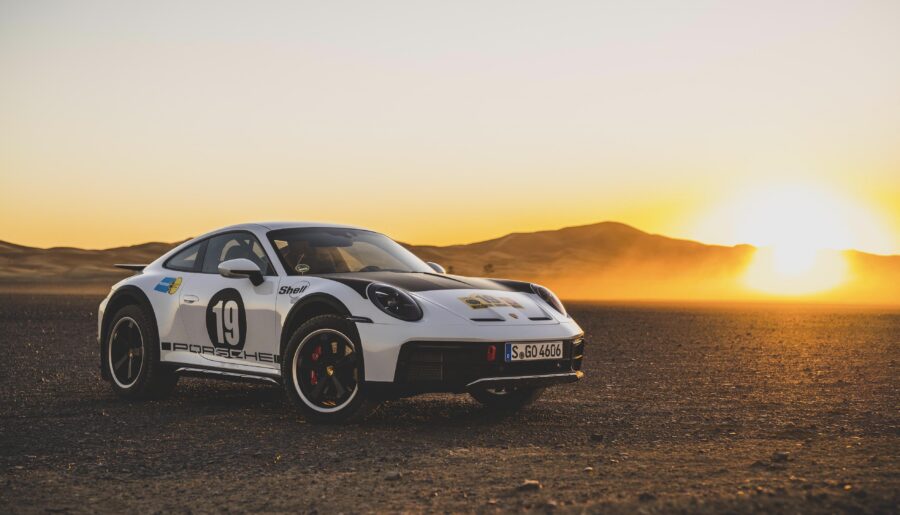 2023 Porsche 911 Dakar (4000×2250)