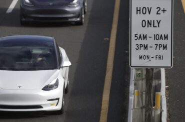 Tesla just hit a ‘symbolic’ self-driving milestone. Real-world success will be tougher.