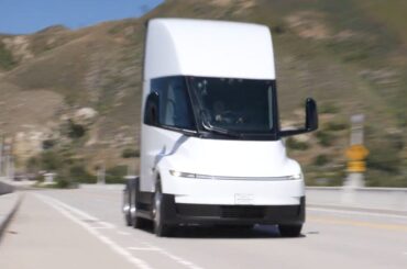 Tesla Semi gets strange-but-understandable comparison from Jay Leno