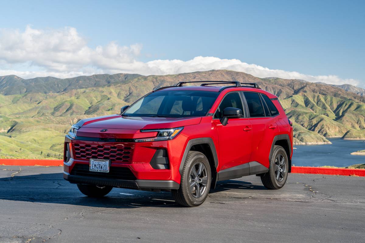 toyota rav4 hybrid le awd 2026 07 exterior front angle jpg