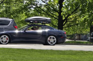 [Ferrari 612 Scaglietti] with a roof rack