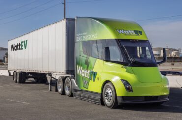 WattEV orders 370 Tesla Semi trucks for operations in California
