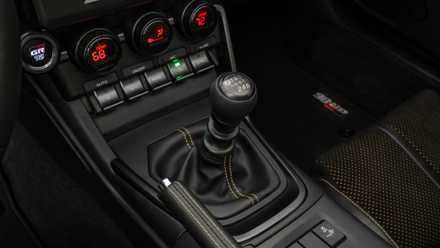 A closeup of the 2026 Toyota GR86 Yuzu Edition gearshift