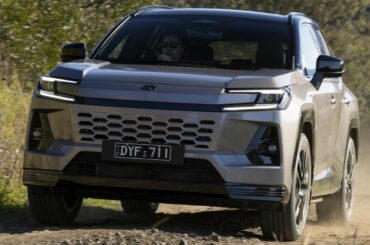New 2026 Toyota RAV4 PHEV XSE - The ULTIMATE Compact SUV! More Power, More Range!