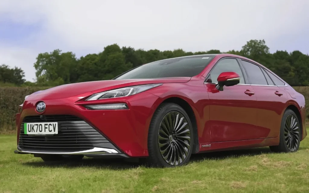 We did the math and tried to answer a question people have been asking about the Toyota Mirai and the Tesla Model Y