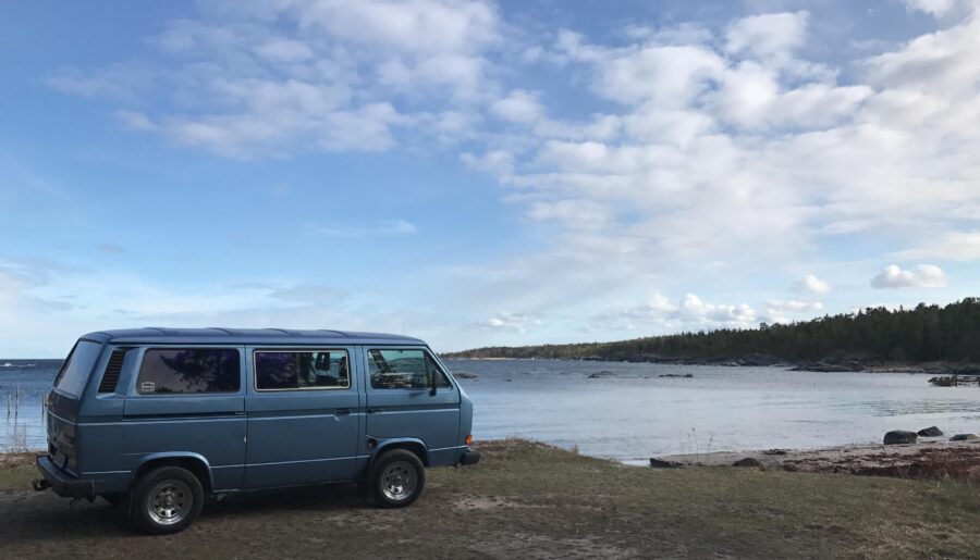 VW Vanagon ’87 at the baltic sea [3724×2096]