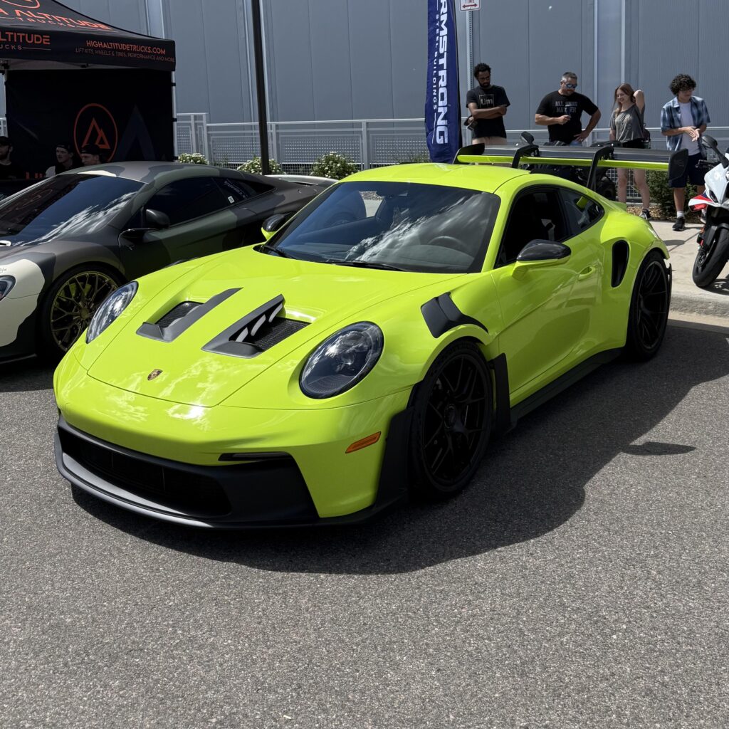 Porsche 911 GT3 RS [3286x3286]