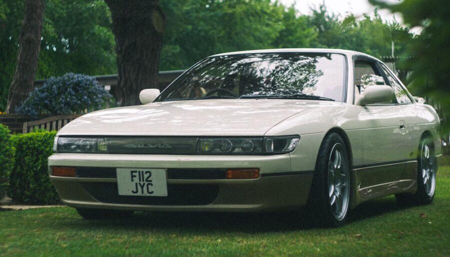 My favourite colour scheme on a Nissan S13 [1000×1500]