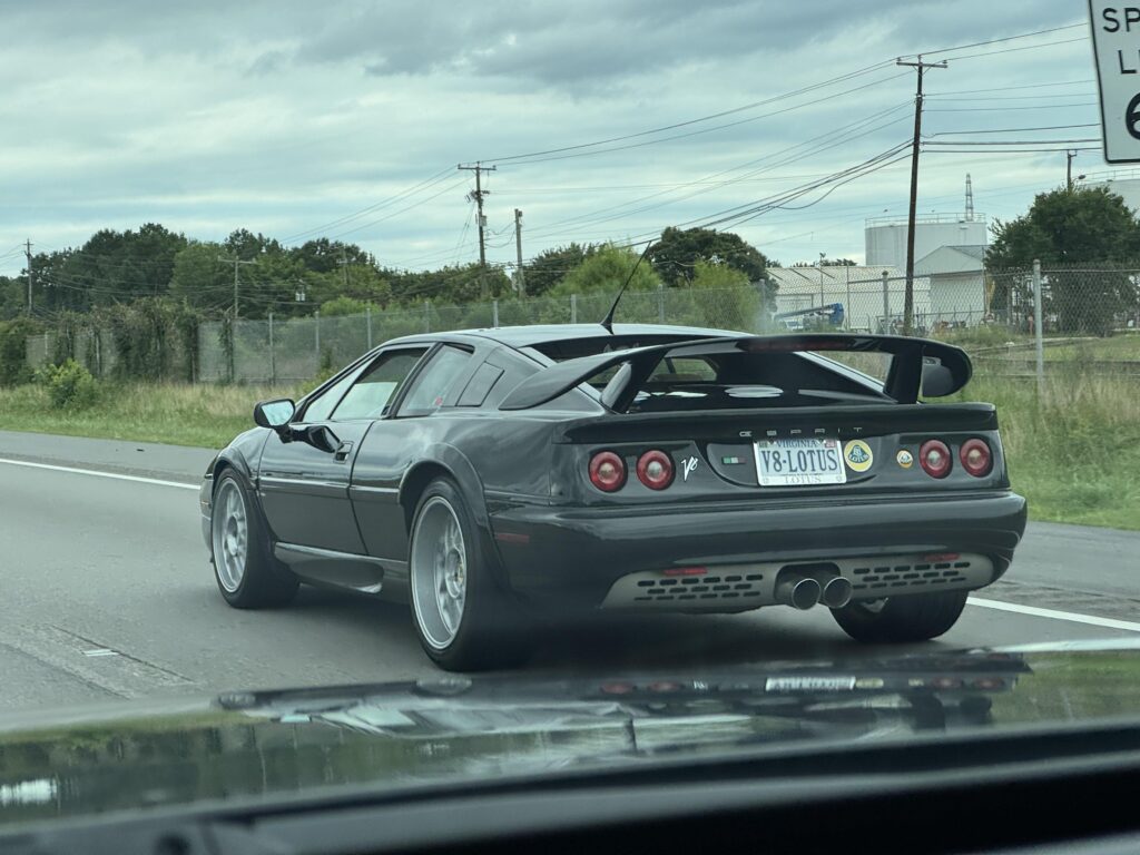 [Lotus Esprit]
