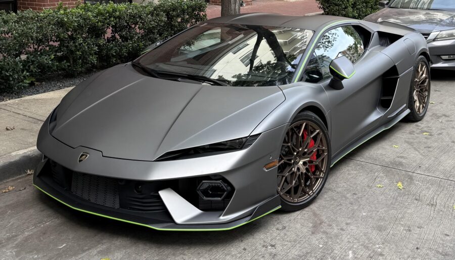 Lamborghini Temerario [3390×3390]