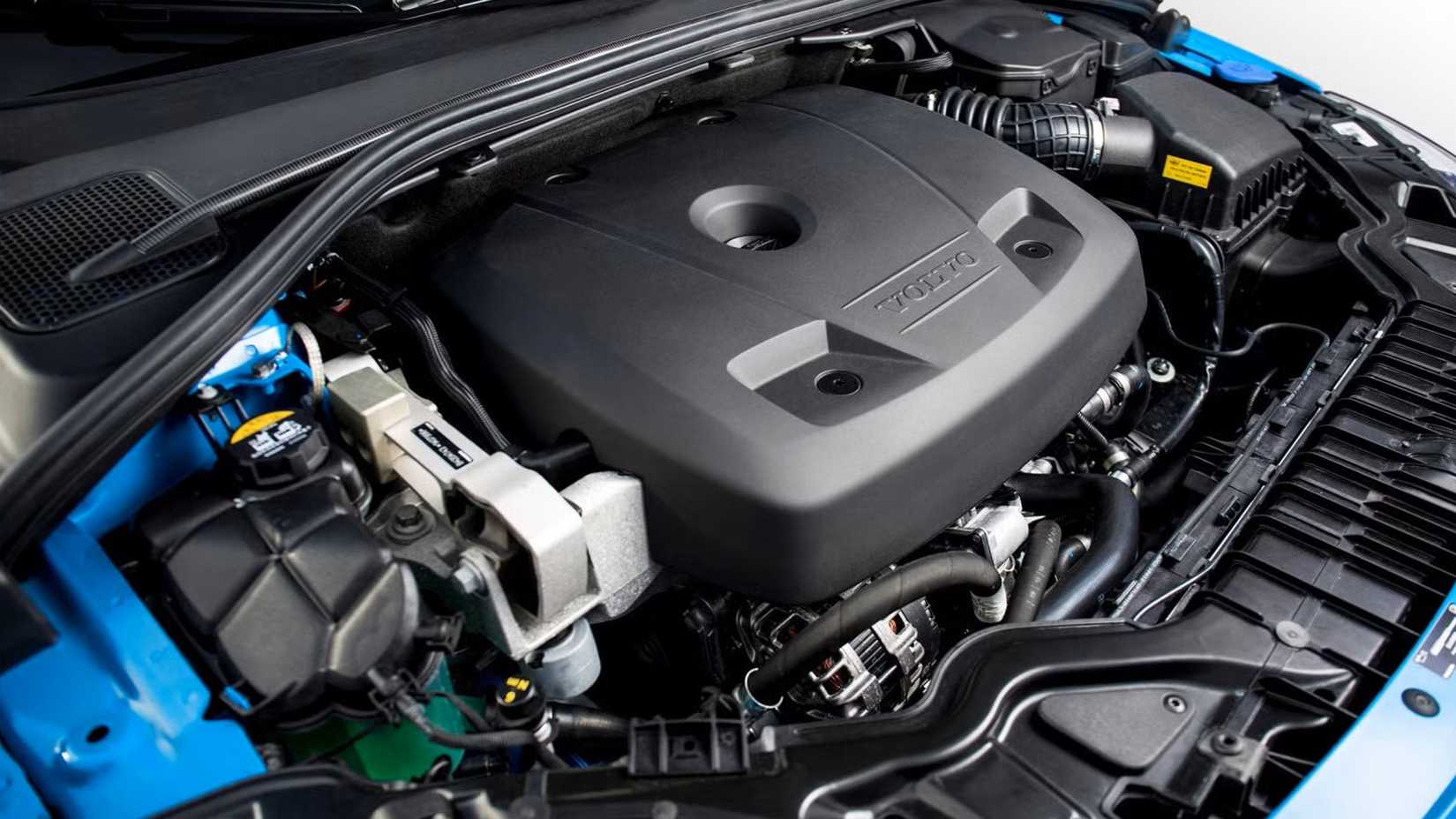 2016 Volvo S60 Polestar engine bay