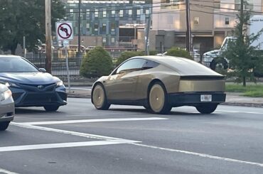[Tesla Cybercab]in Pittsburgh. Didn’t know we had them, wish we didn’t.