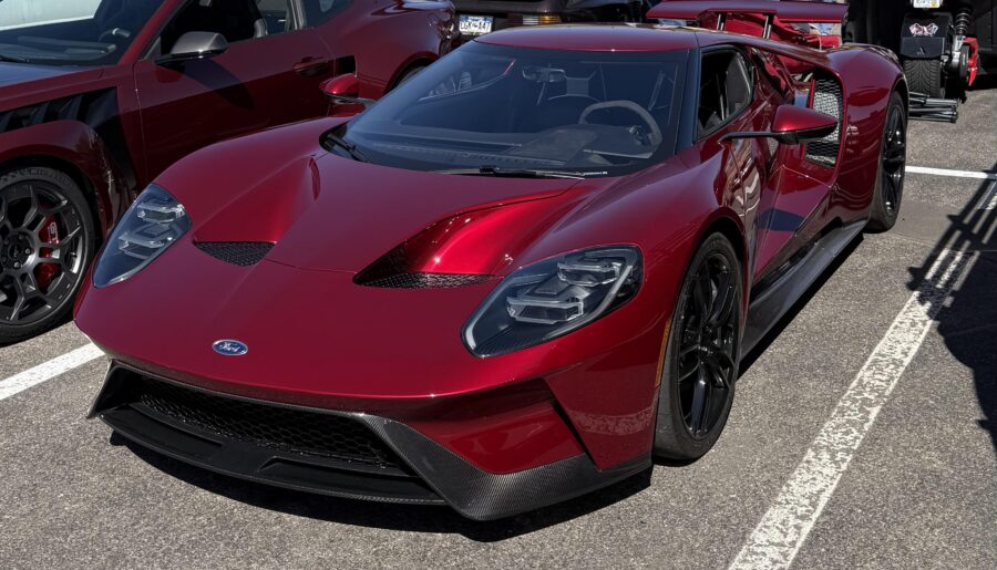 Ford GT [3354×3354]