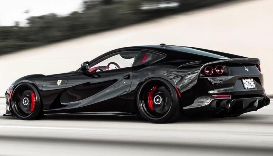 Ferrari 812 Superfast [1080×1350]