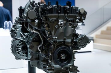 Plug-in hybrids: A growing discrepancy between actual and official emissions • Table.Briefings