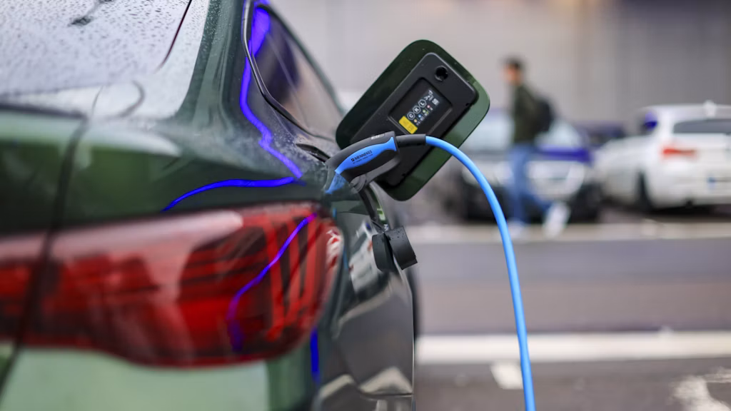 Share of Electric Cars Among New Registrations in the EU Reaches Record High Share of Electric Cars Among New Registrations in the EU Reaches Record High