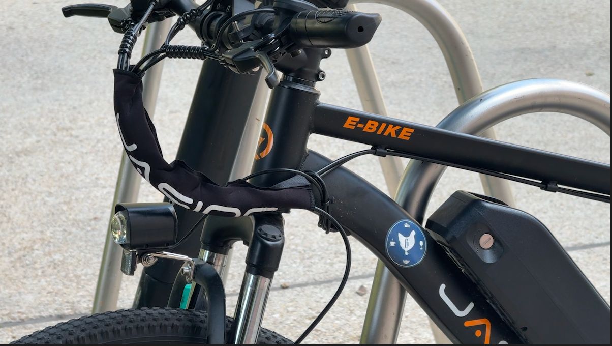 San Antonians get e-bikes using pilot program San Antonians get e-bikes using pilot program