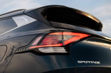 Hyundai And Kia Just Set A US Sales Record While BMW Cuts 8,000 EV Jobs