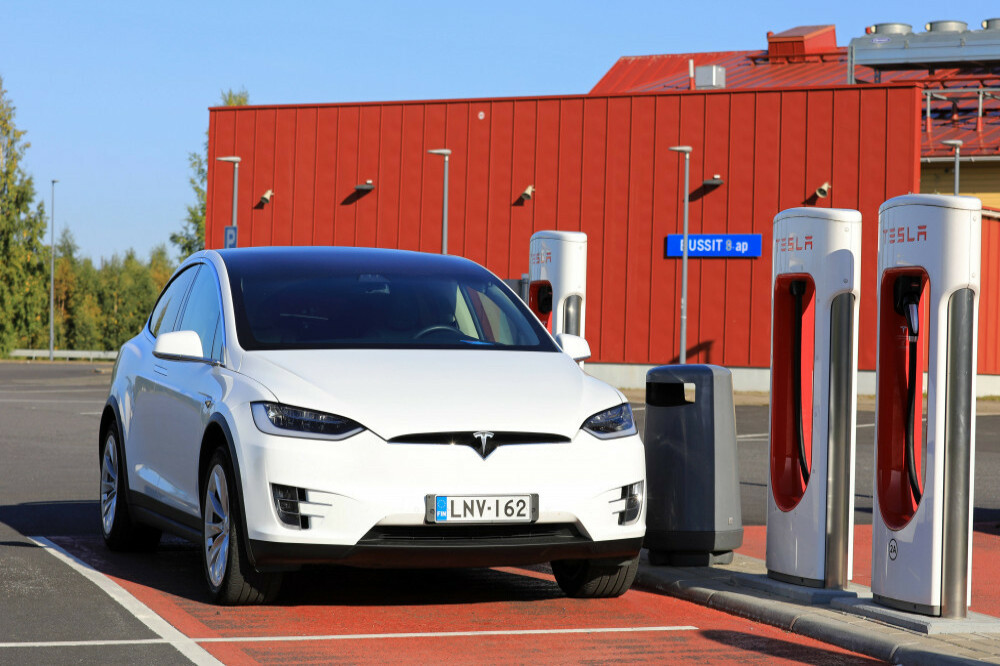 Tesla wants to build a 16-bay charging facility near Ilminster that would be available to drivers of all compatible electric cars