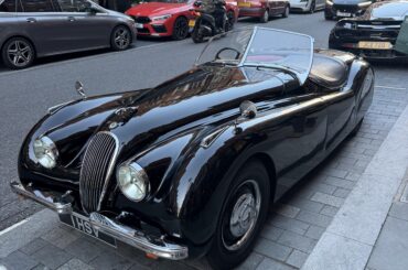 [Multi] spotted on a certain street in London